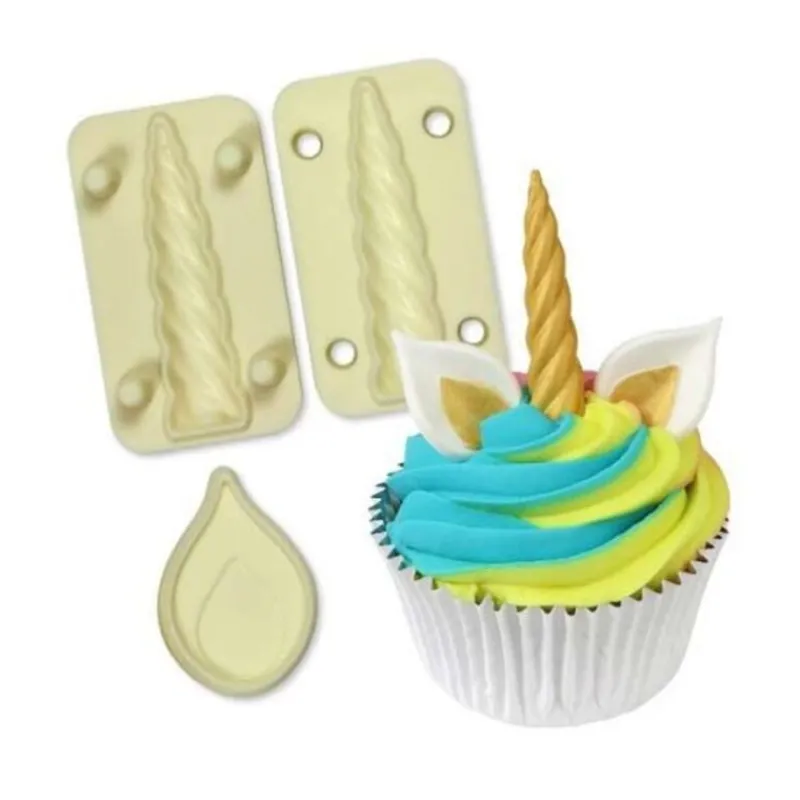 Découpoirs Relief Licorne Assortis (X3)>Cerf Dellier Hot